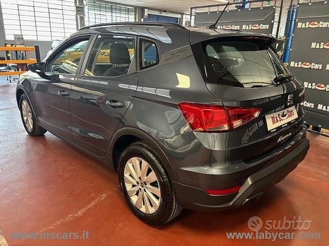 Usata Seat Arona Style 95 CV (69 kW) 2023 Grigio SUV