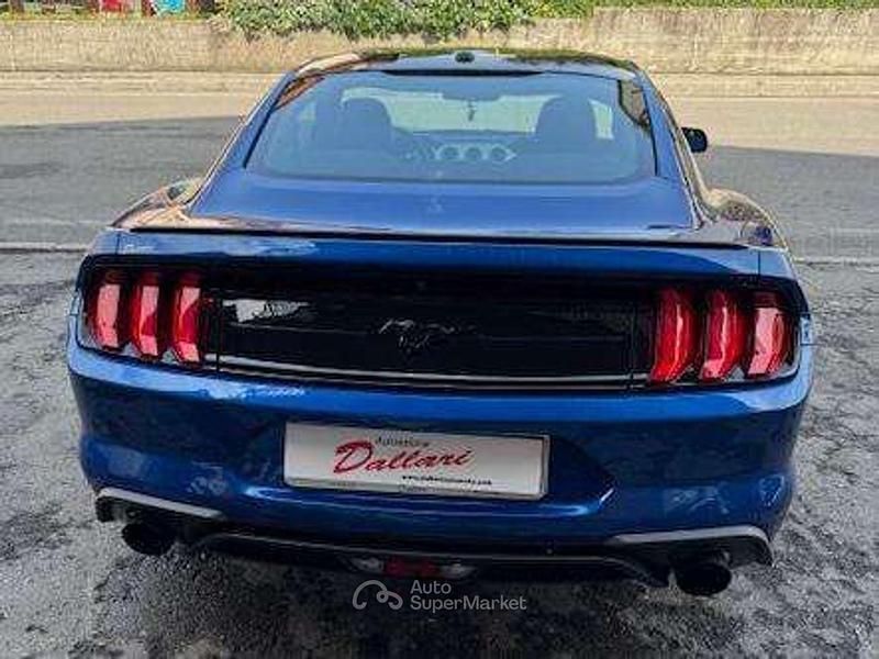 Usata Ford Mustang Fastback 314 CV (230 kW) 2018 Metalizziato Coupé