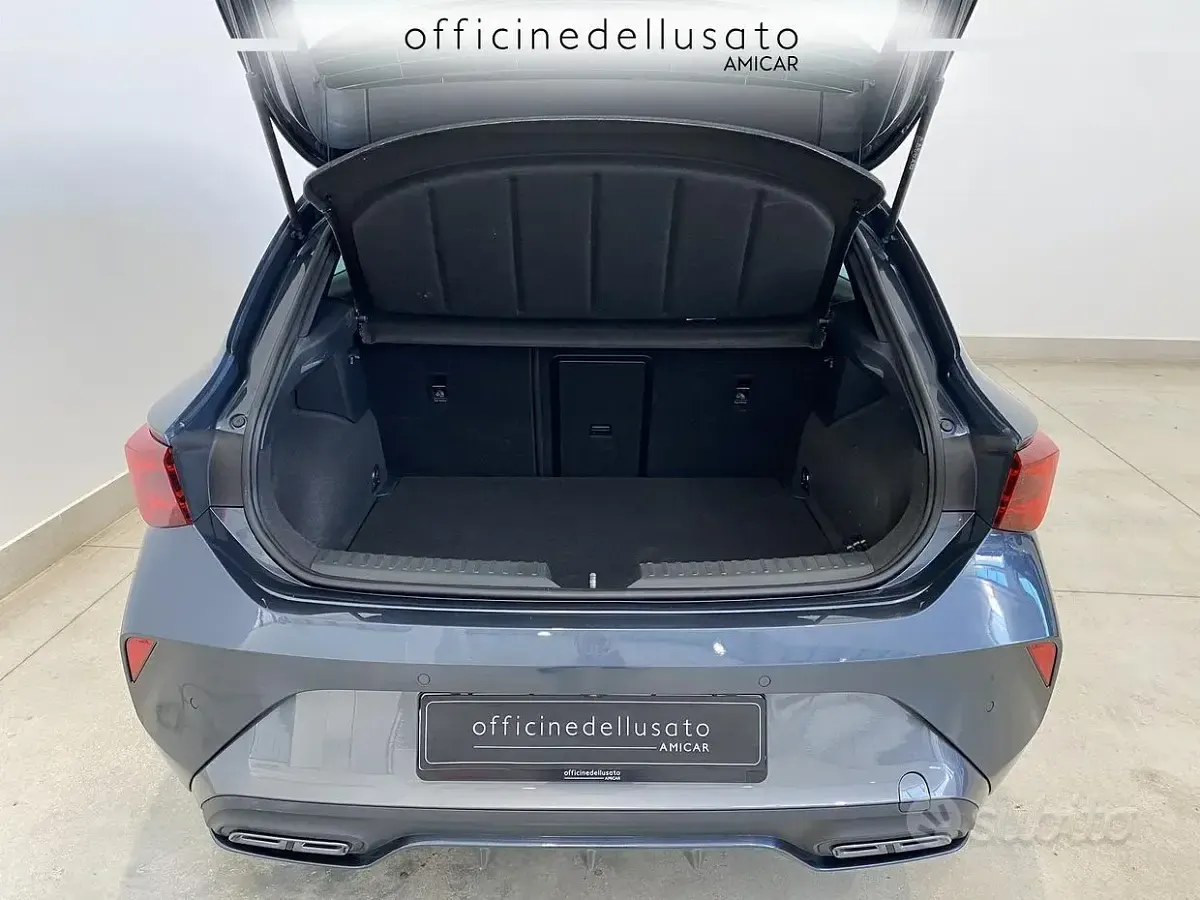 Usata Cupra Leon 150 CV (110 kW) 2025 Berlina