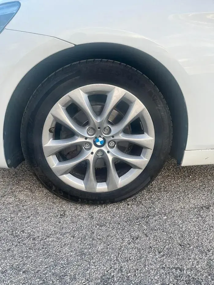 Usata BMW 216 Active Tourer Advantage 116 CV (85 kW) 2014 Bianco Monovolume