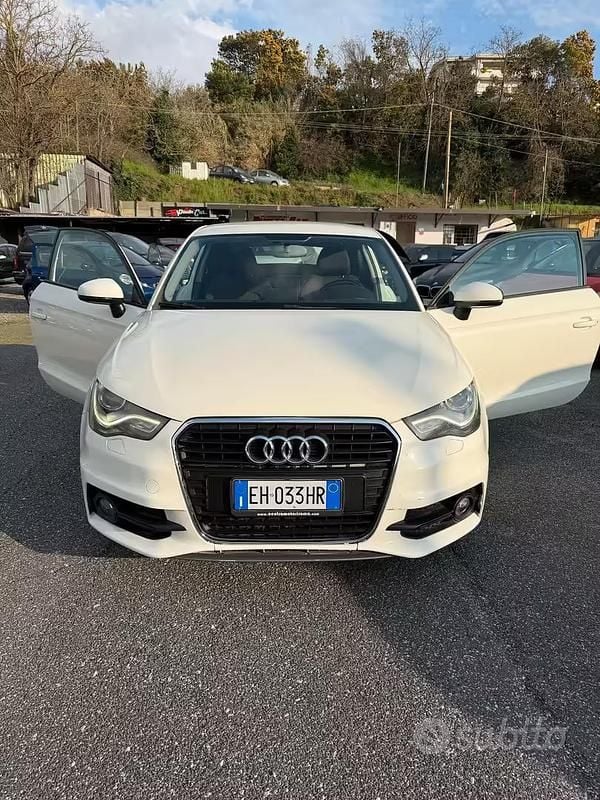 Usata Audi A1 Ambition 122 CV (89 kW) 2012 Bianco Utilitaria