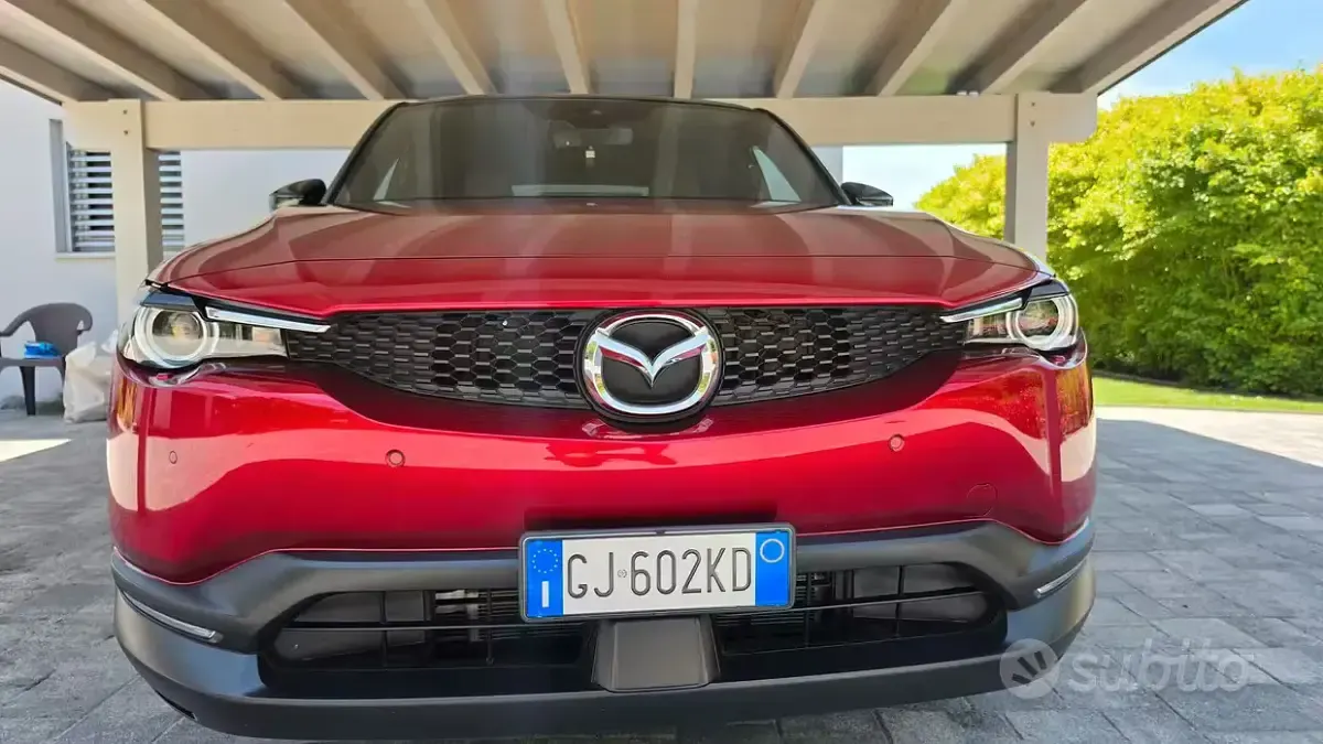 Usata Mazda MX30 80 kW (110 CV) 2022 Rosso SUV