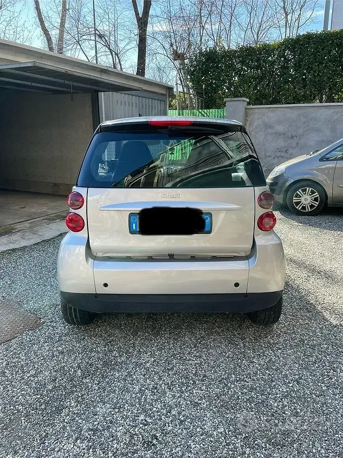 Usata Smart ForTwo Coupé 71 CV (52 kW) 2009 Grigio Coupé