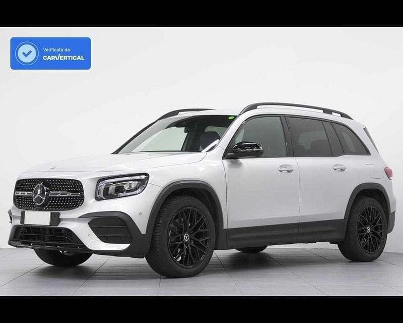 Usata Mercedes GLB200 Premium 150 CV (110 kW) 2023 Argento SUV