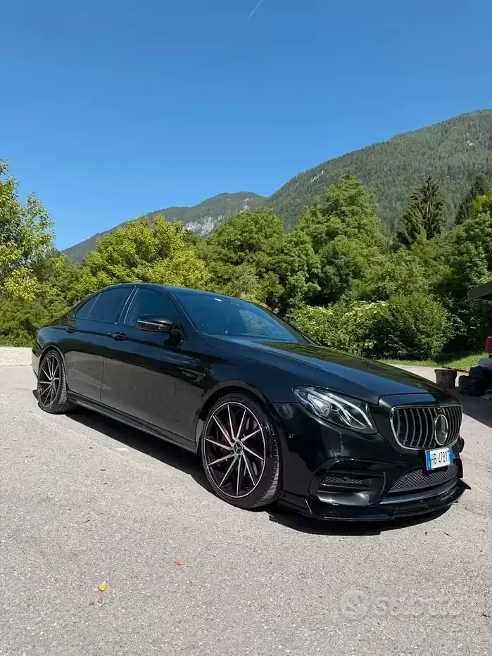 Usata Mercedes E350 286 CV (210 kW) 2026 Nero Berlina