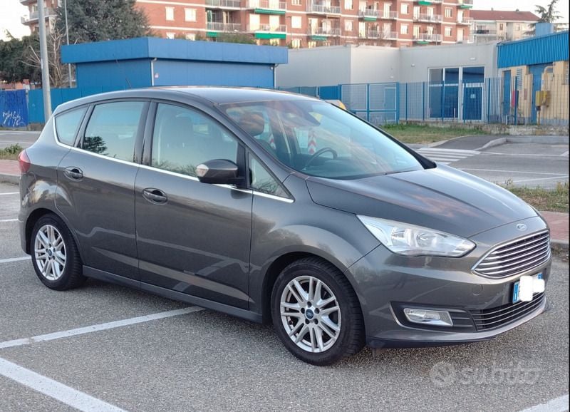 Usata Ford C-MAX 120 CV (88 kW) 2016 Grigio Monovolume