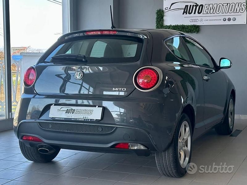Usata Alfa Romeo MiTo 79 CV (58 kW) 2018 Grigio Utilitaria