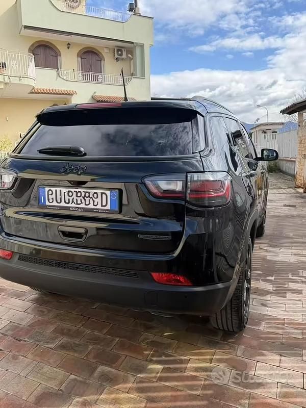 Usata Jeep Compass Night Eagle 130 CV (95 kW) 2022 Nero SUV