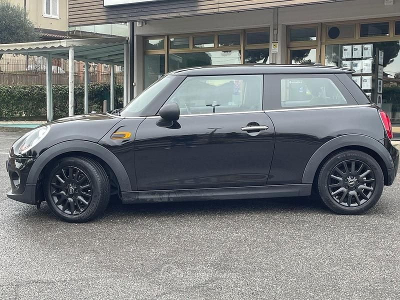 Occasion Mini Cooper 75 ch (55 kW) 2016 Noir Citadine