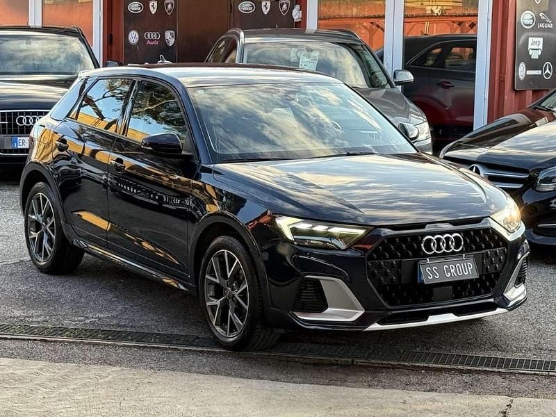 Other Usata 2020 Audi A1 Ambiente Tre volumi | 17.500 € (Ottimo prezzo) - Immagine 1/4