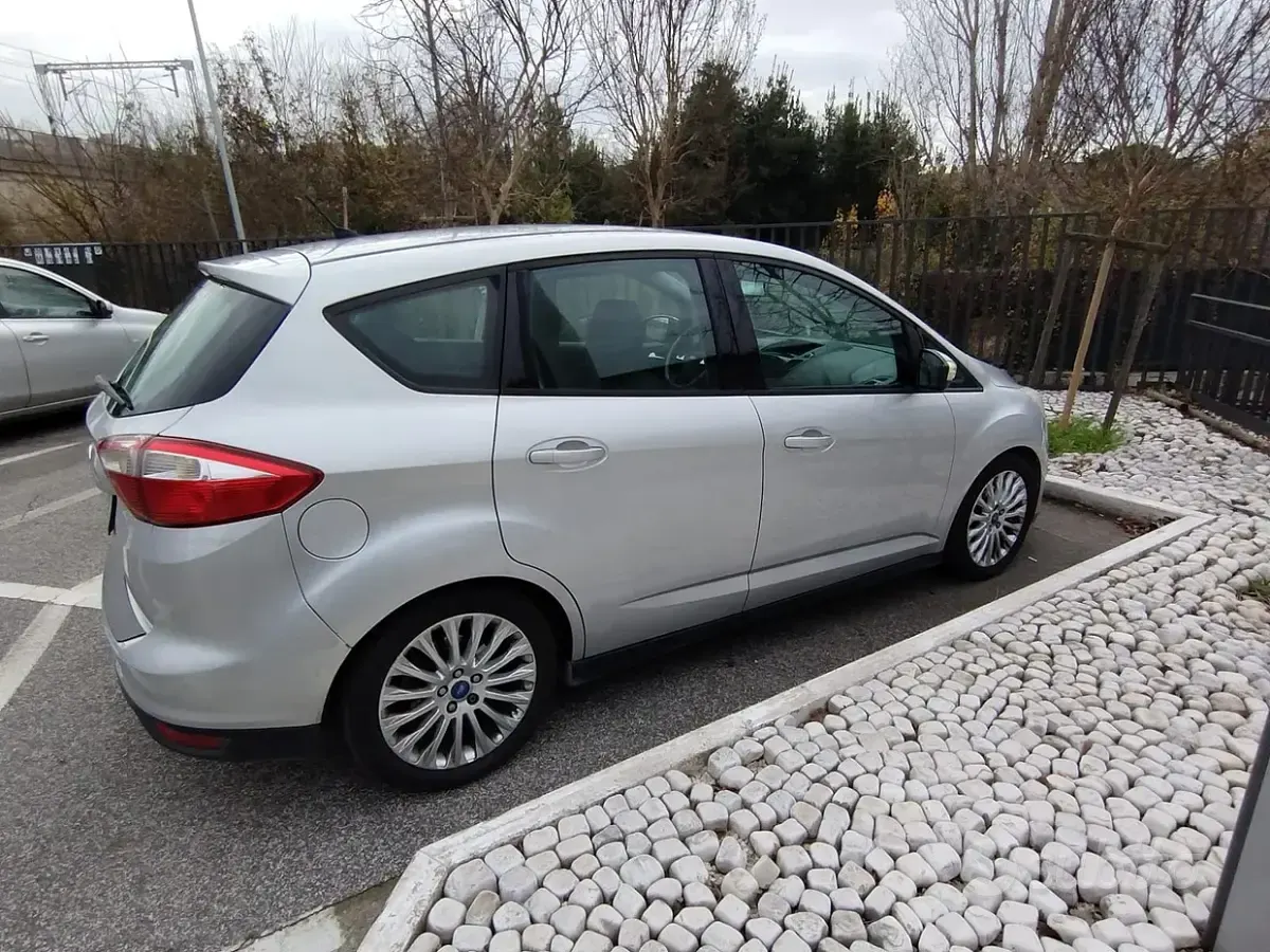 Usata Ford C-MAX 115 CV (84 kW) 2012 Grigio Monovolume