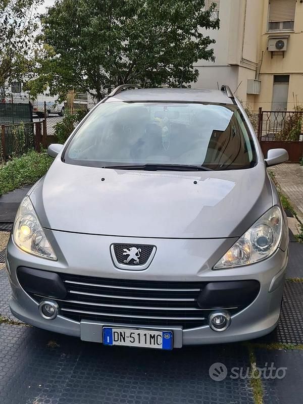 Usata Peugeot 307 90 CV (66 kW) 2008 Grigio Station wagon