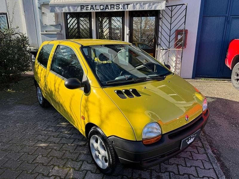 Usata Renault Twingo 54 CV (39 kW) 1995 Giallo Utilitaria