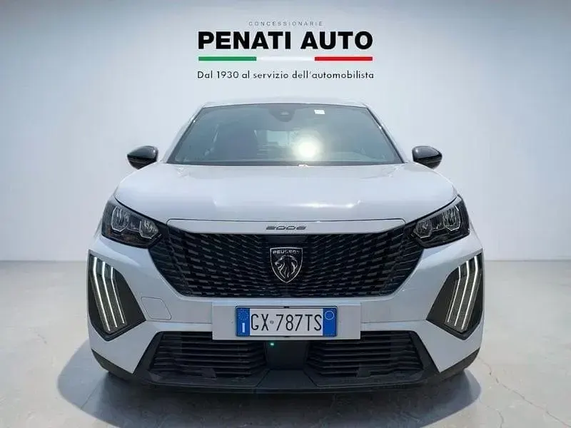 Usata Peugeot e-2008 Active 99 kW (135 CV) 2025 Bianco SUV