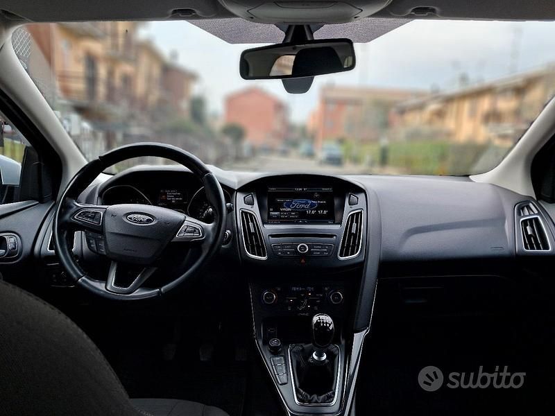 Usata Ford Focus 2015 Grigio Station wagon