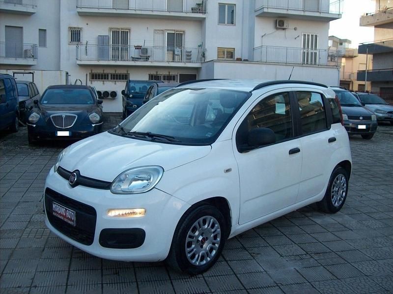 Usata Fiat Panda Lounge 75 CV (55 kW) 2014 Bianco Berlina