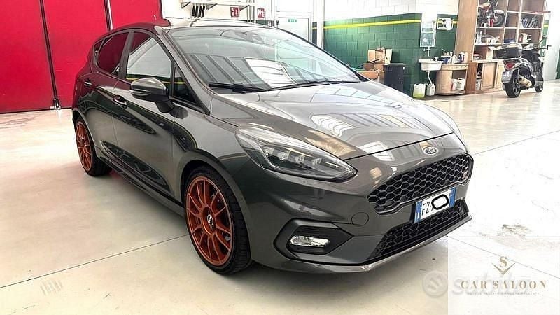 Usata Ford Fiesta ST 200 CV (147 kW) 2019 Grigio Utilitaria