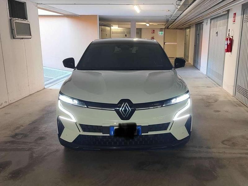 Usata Renault Megane E-Tech Techno 55 kW (75 CV) 2022 Bianco Berlina