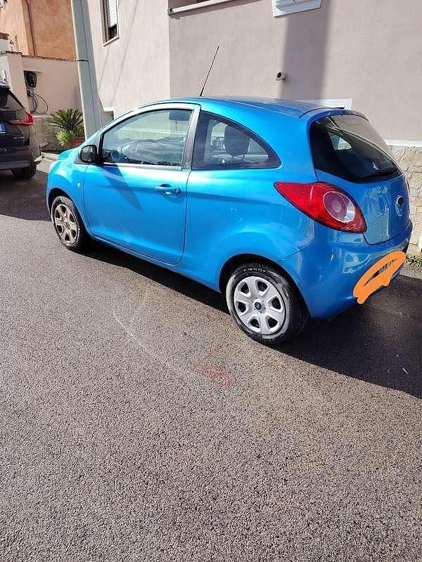 Usata Ford Ka Titanium S 69 CV (50 kW) 2013 Blu/azzurro Utilitaria