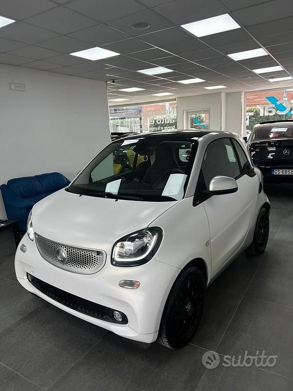 Usata Smart ForTwo Coupé Prime 70 CV (51 kW) 2017 Bianco Coupé