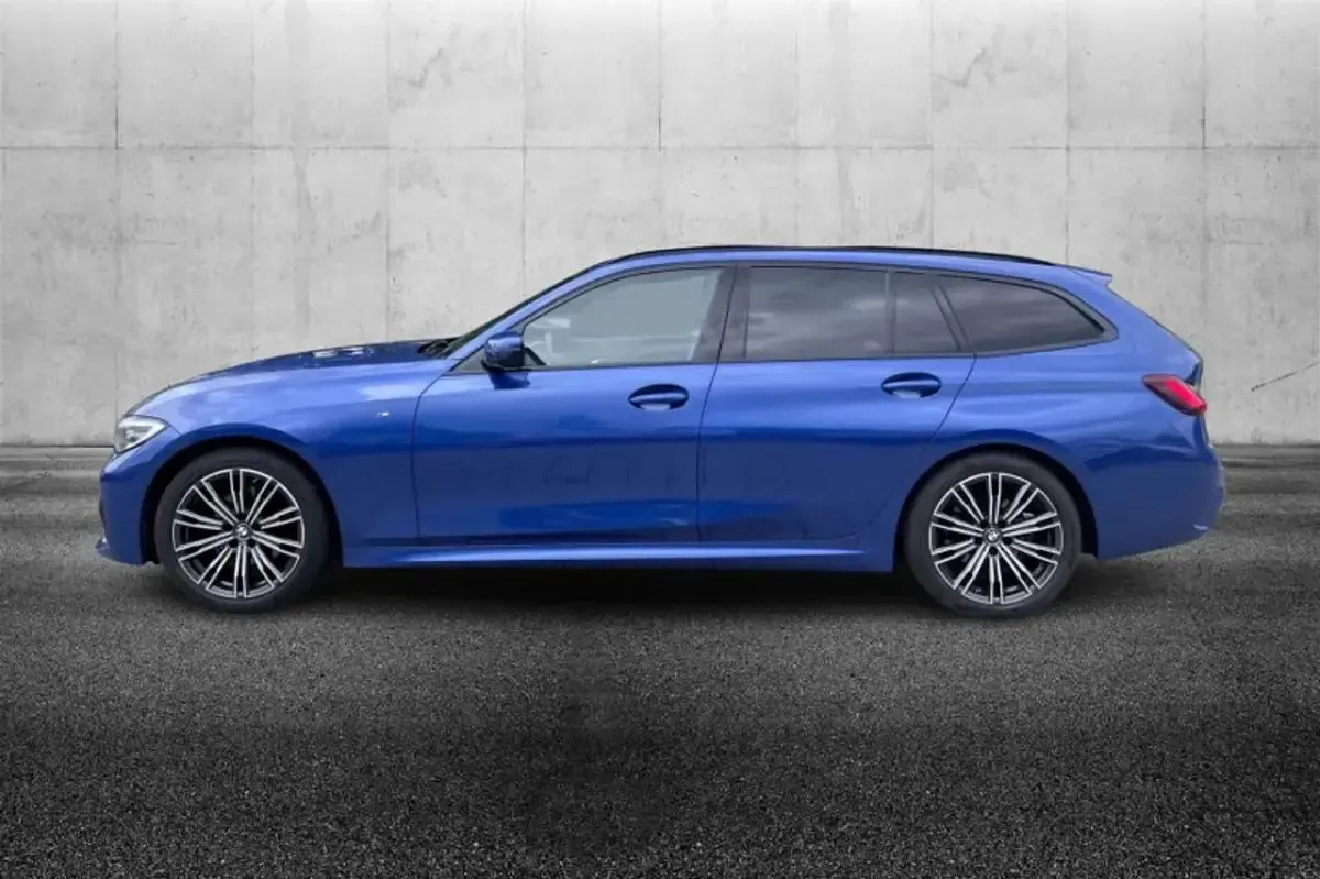 Usata BMW 320 M Sport 184 CV (135 kW) 2022 Blu/azzurro Station wagon