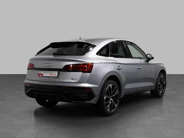 Usata Audi Q5 Sportback S-line plus 204 CV (150 kW) 2022 Argento floret metallizzato SUV