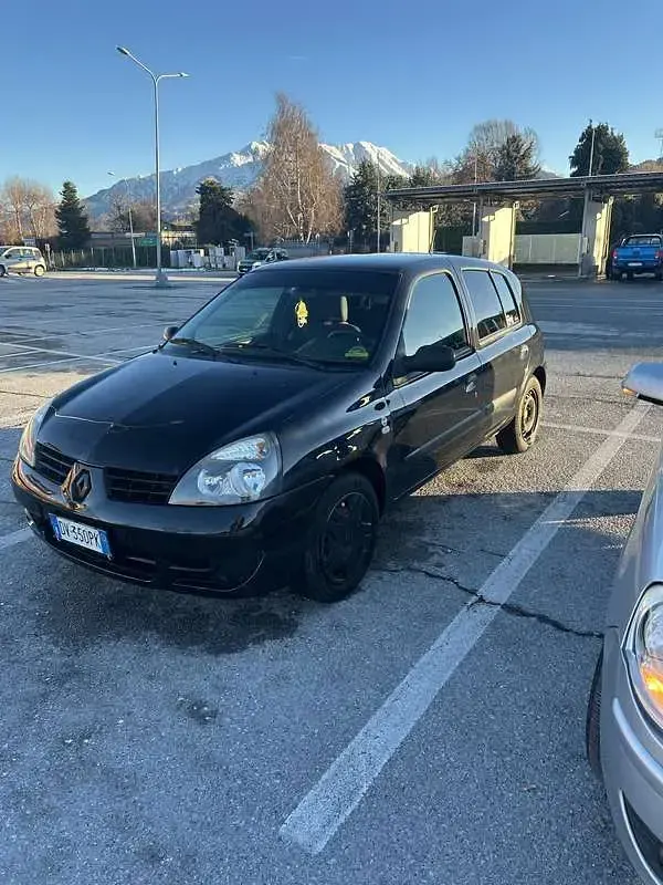 Usata Renault Clio II 58 CV (42 kW) 2008 Berlina