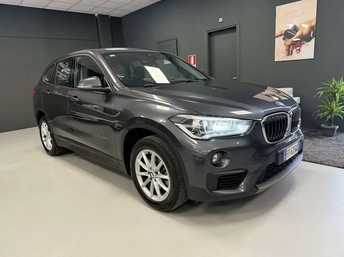 Usata BMW X1 190 CV (139 kW) 2016 Grigio SUV