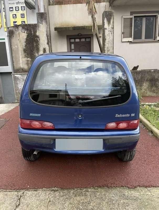 Usata Fiat 600 54 CV (39 kW) 2001 Blu/azzurro Berlina