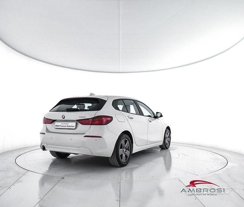 Usata BMW 116 Performance 116 CV (85 kW) 2021 Bianco Utilitaria