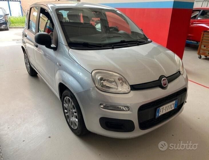 Usata Fiat Panda Pop 69 CV (50 kW) 2018 Grigio Utilitaria