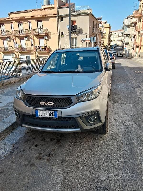 Usata EVO Evo 5 126 CV (92 kW) 2021 Grigio SUV