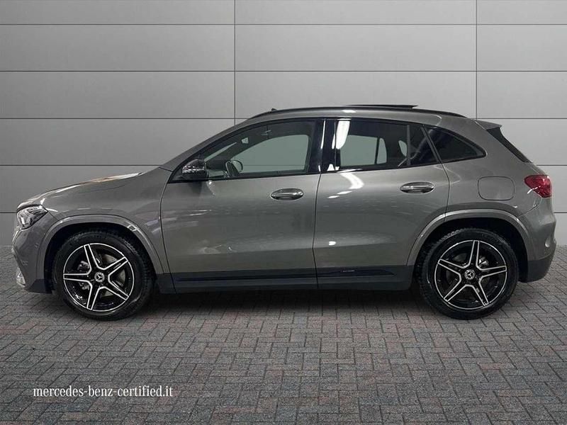 Usata Mercedes GLA200 AMG Line Premium Plus 150 CV (110 kW) 2024 Nero metallizzato SUV