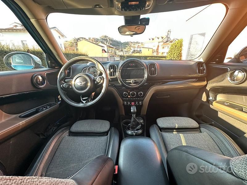 Usado Mini Countryman Hype 150 CV (110 kW) 2017 Azul SUV
