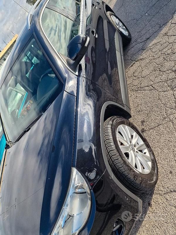 Usata VW Tiguan 140 CV (102 kW) 2010 Nero SUV