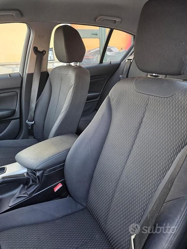 Usata BMW 118 142 CV (104 kW) 2013 Blu Utilitaria