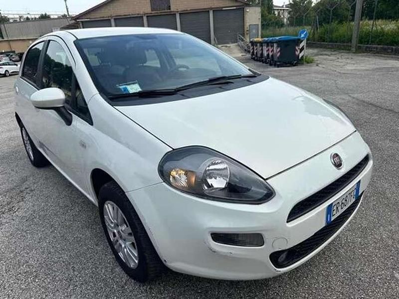 Usata Fiat Punto Evo Emotion 105 CV (77 kW) 2013 Bianco Utilitaria
