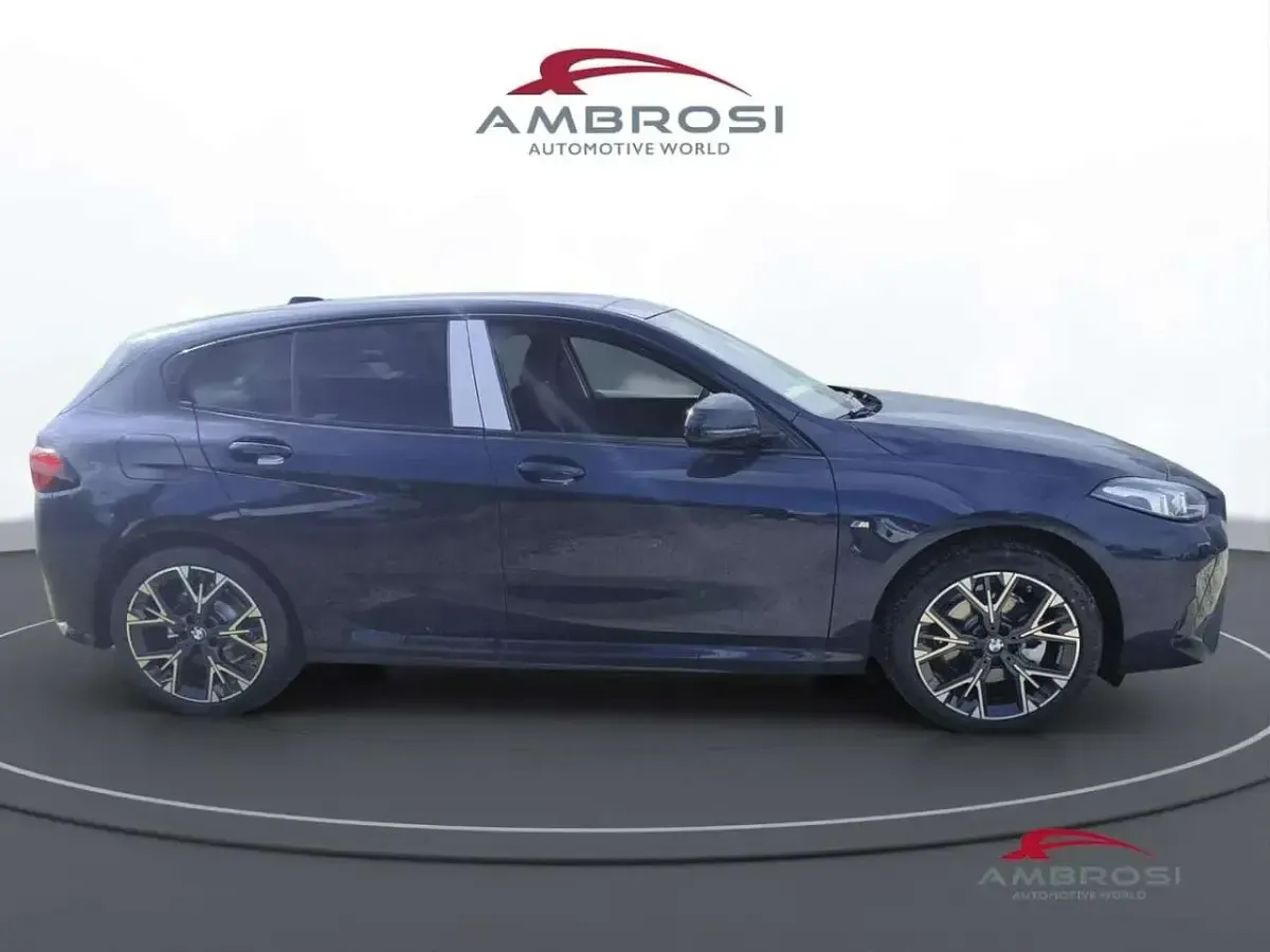 Nuova BMW 118 M Sport 150 CV (110 kW) 2026 Blu Utilitaria