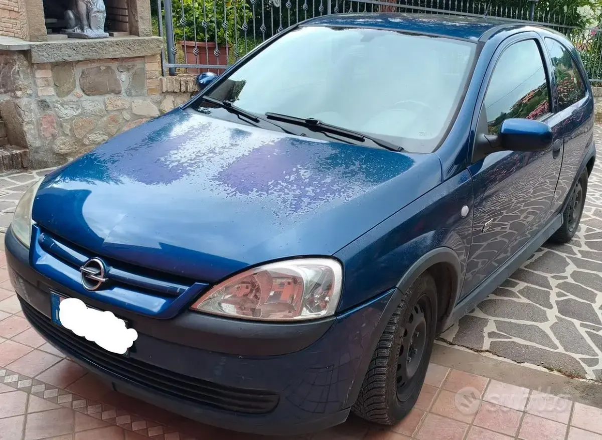 Usata Opel Corsa 75 CV (55 kW) 2003 Utilitaria