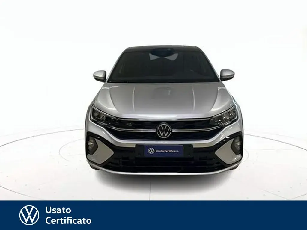 Usata VW Taigo R-line 116 CV (85 kW) 2025 Grigio pastello SUV