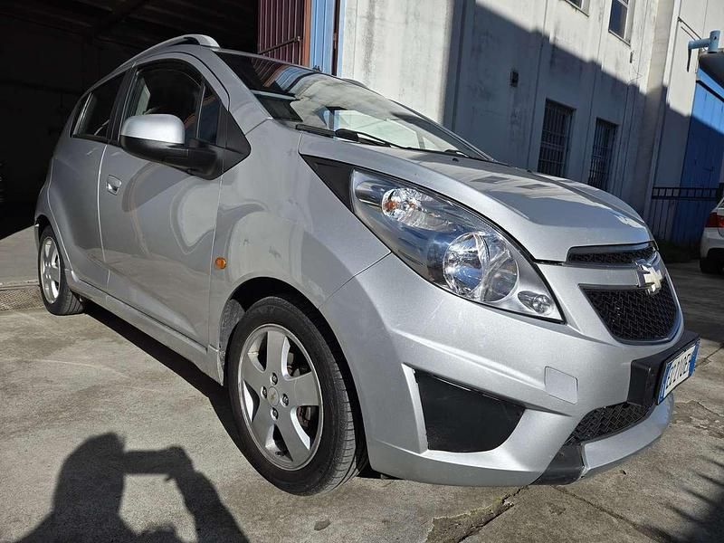 Usata Chevrolet Spark LS 82 CV (60 kW) 2010 Argento Utilitaria