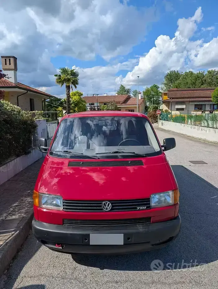 Usata VW Transporter 116 CV (85 kW) 1998 Rosso Furgone