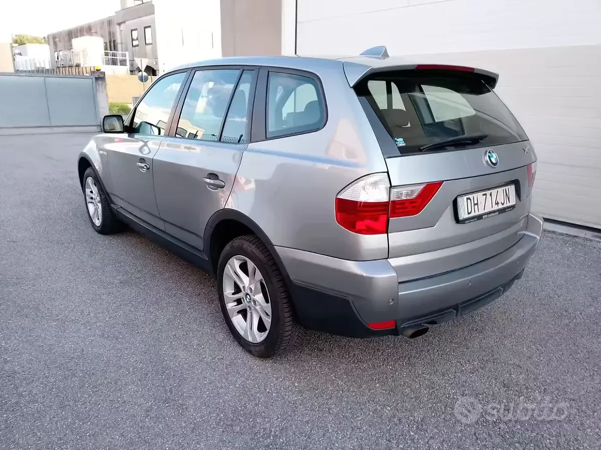 Usata BMW X3 177 CV (130 kW) 2010 Bluazzurro SUV