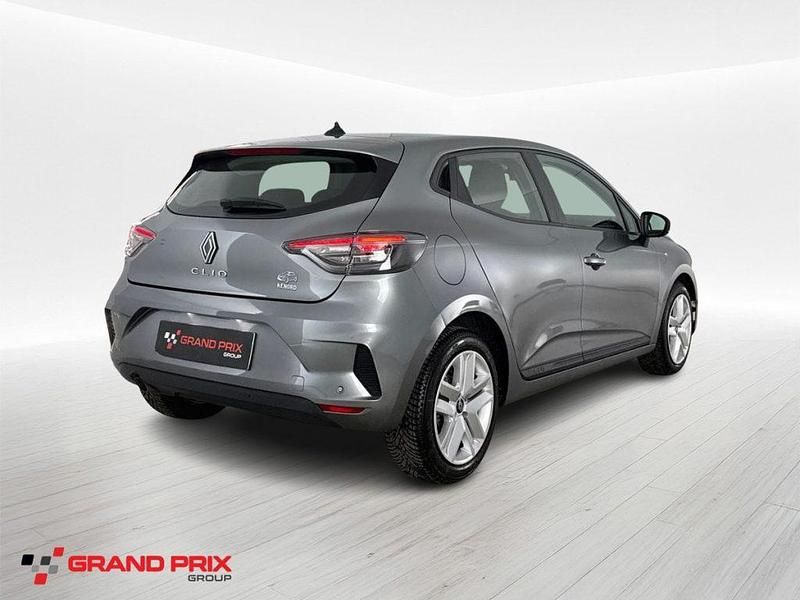 Usata Renault Clio V Evolution 90 CV (66 kW) 2024 Grigio scuro Berlina