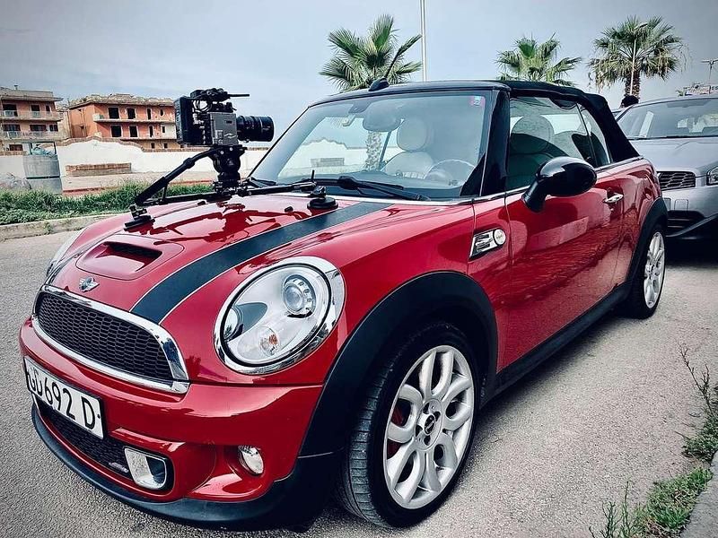 Rosso Usata 2010 Mini John Cooper Works Cabriolet Cabrio | 15.000 € (Buon prezzo) - Immagine 1/4