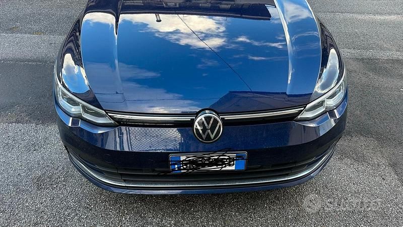 Usata VW Golf VIII 2022 Blu Berlina