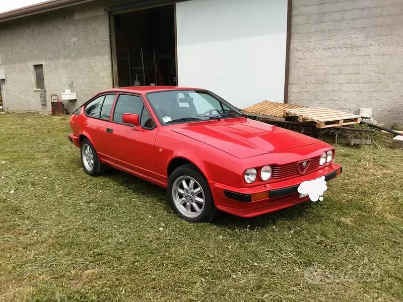 Usata Alfa Romeo GTV 1981 Rosso Coupé