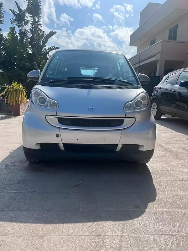 Usata Smart ForTwo Coupé 71 CV (52 kW) 2010 Grigio Coupé