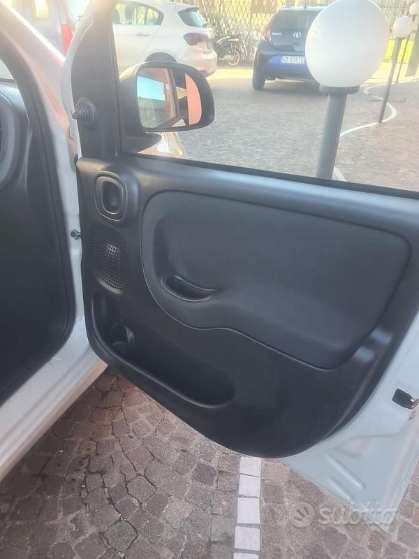 Usata Fiat Panda Easy 80 CV (58 kW) 2016 Beige Utilitaria