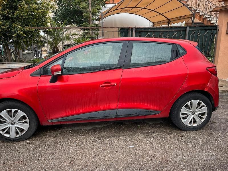 Usata Renault Clio IV 75 CV (55 kW) 2016 Rosso Berlina
